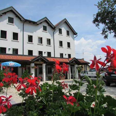 Al Prato 3* Tonezza del Cimone